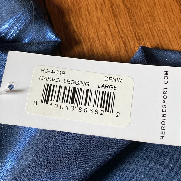 NWT Heroine Sport Marvel Leggings - Picture 8 of 12